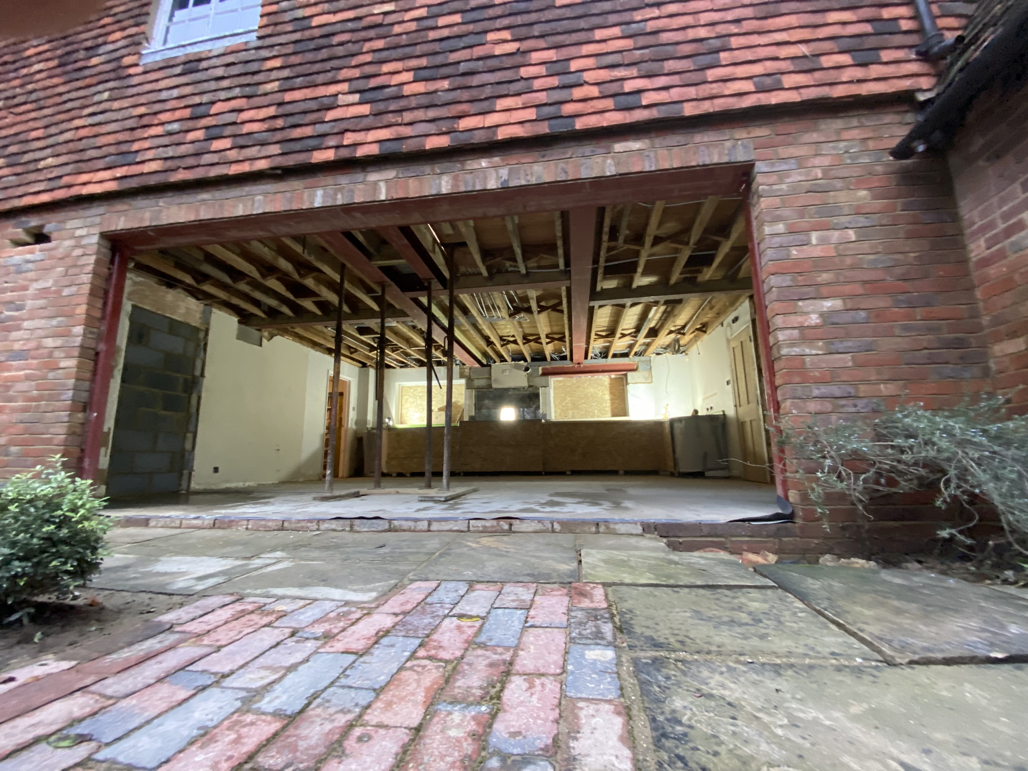 Refurbishment 23